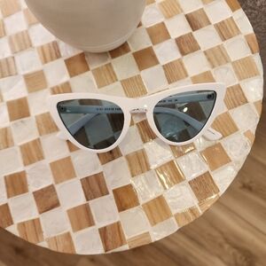 Gigi Hadid Vogue Sunglasses🤍